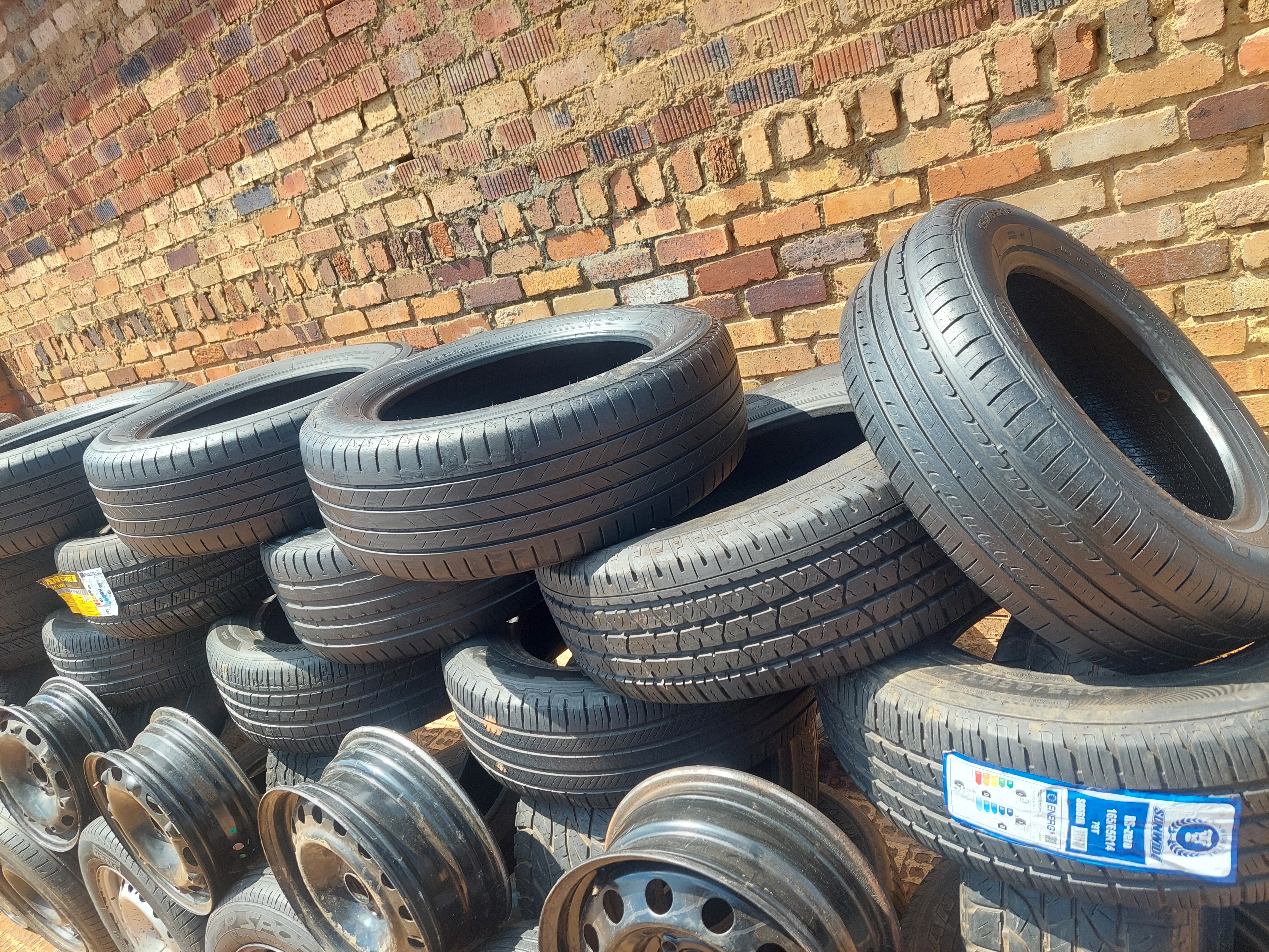 Dudu tyres